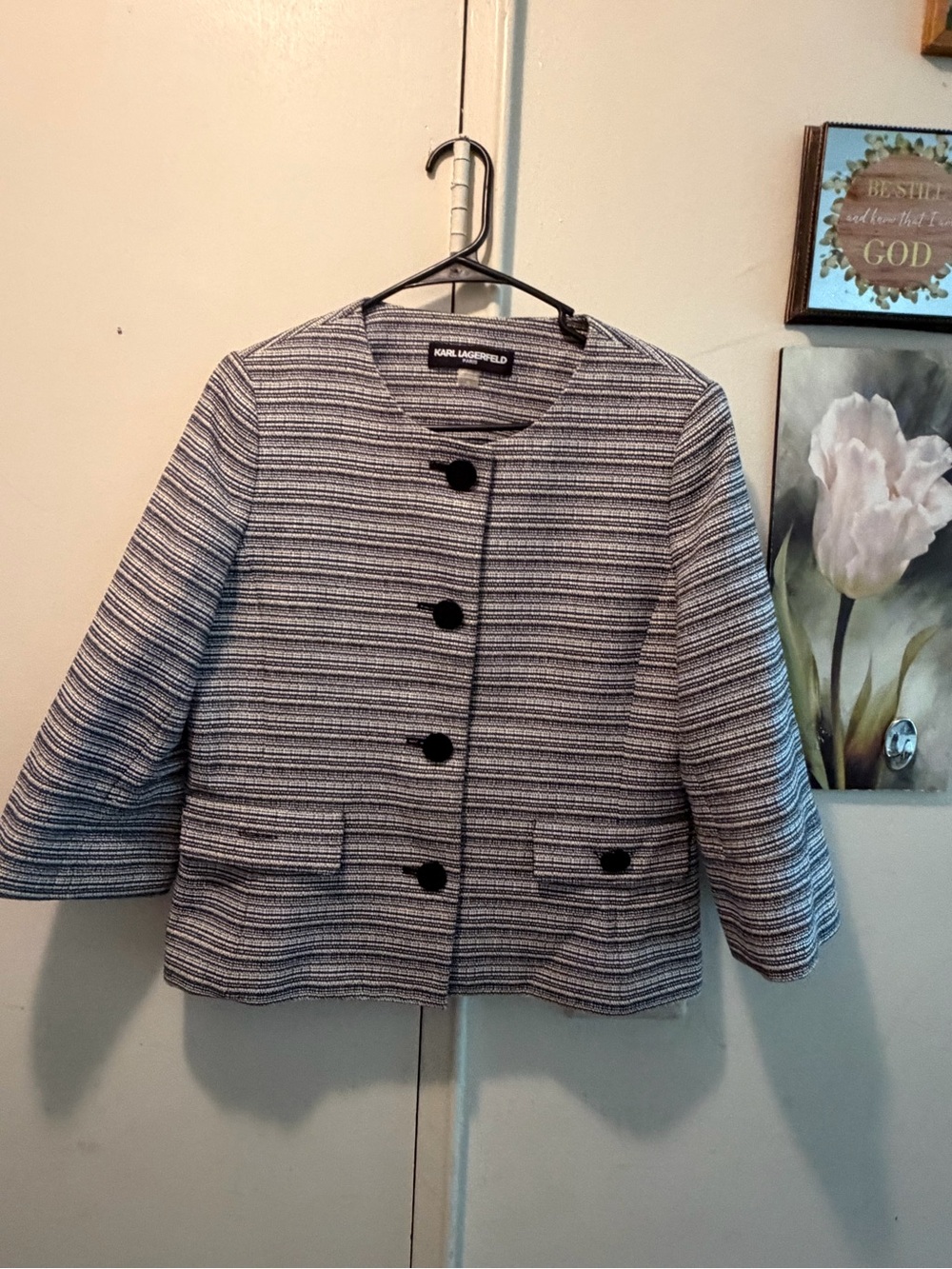 Karl Lagerfeld Womens Striped Bouclé Jacket in Navy and White size 10